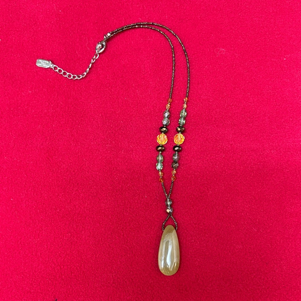 Elegant Beaded Necklace with Gold and Black Accents